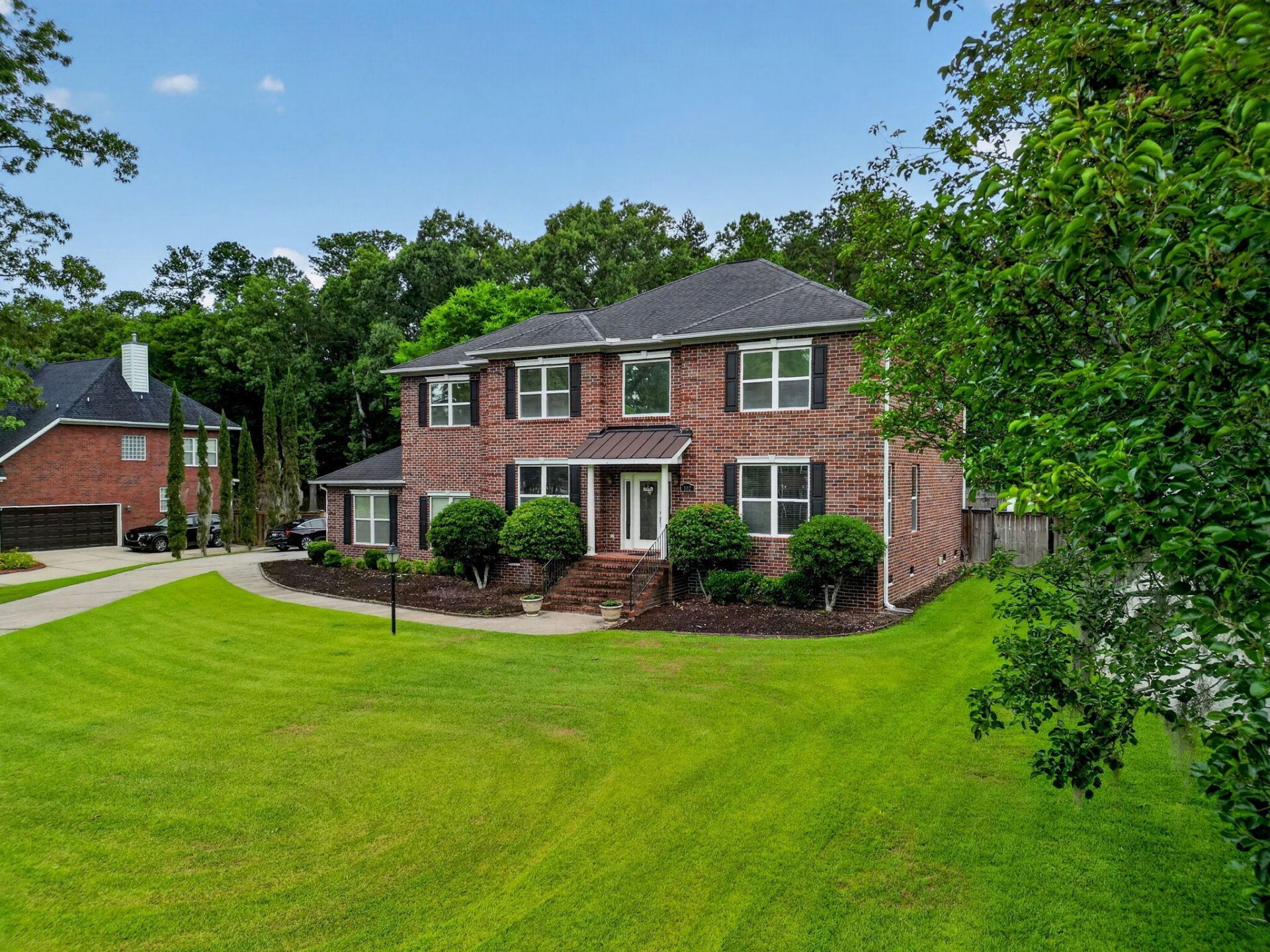 102 Kingfisher Court Photo 5