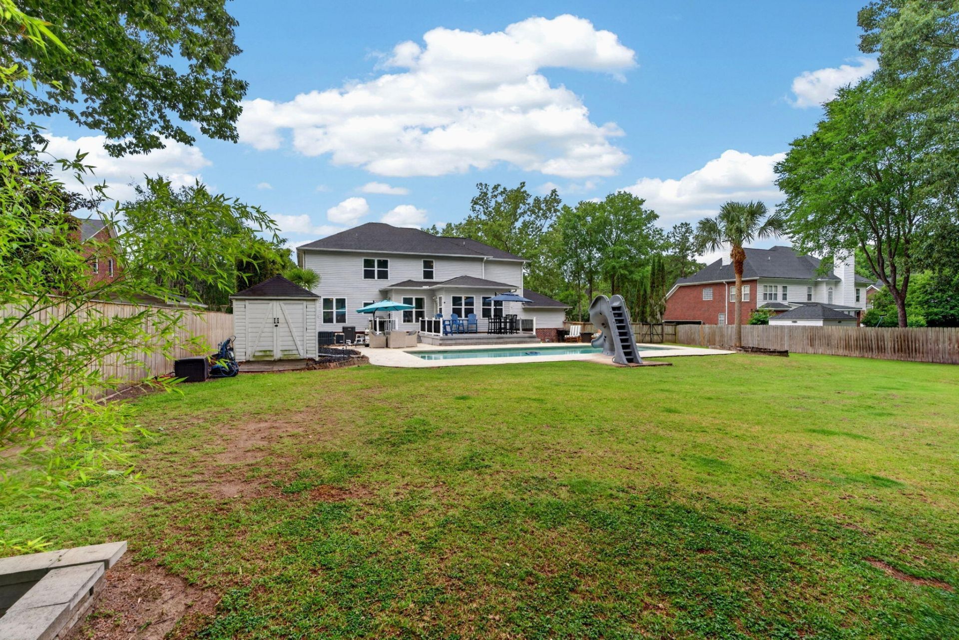102 Kingfisher Court Photo 51