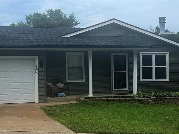 195 Sorlee Drive, Valley Park, MO 63088