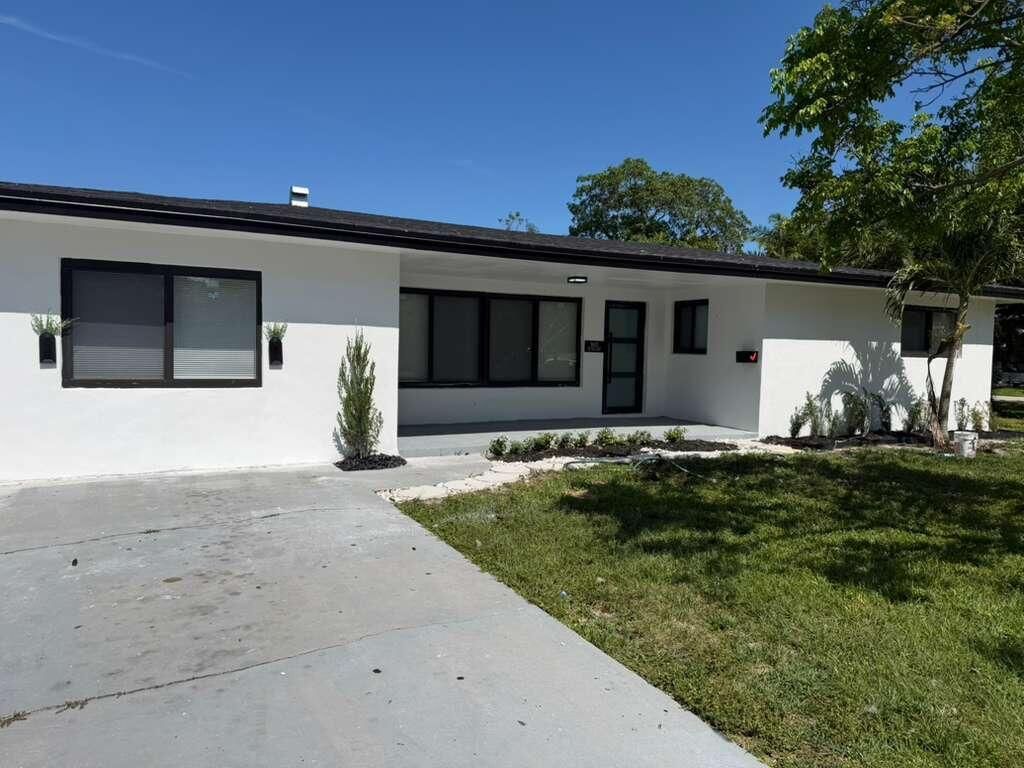 160 SE 15th Avenue, Pompano Beach, FL 33060 Photo
