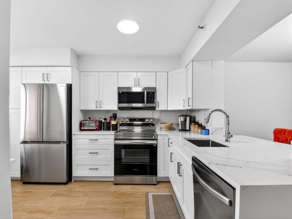 6866 Huntington Lane, Unit 602, Delray Beach, FL 33446