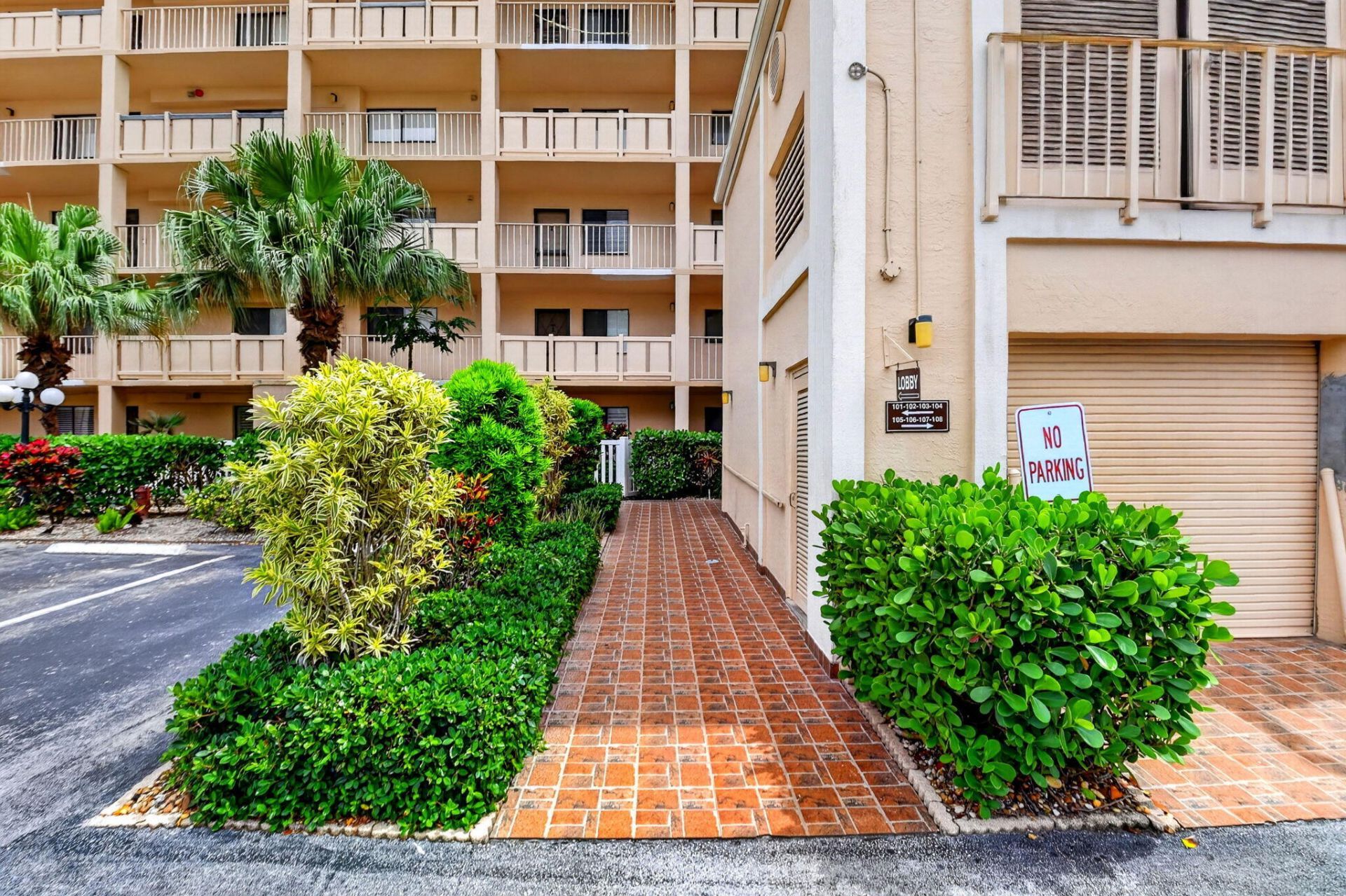 6866 Huntington Lane, Unit 602, Delray Beach, FL 33446 Photo