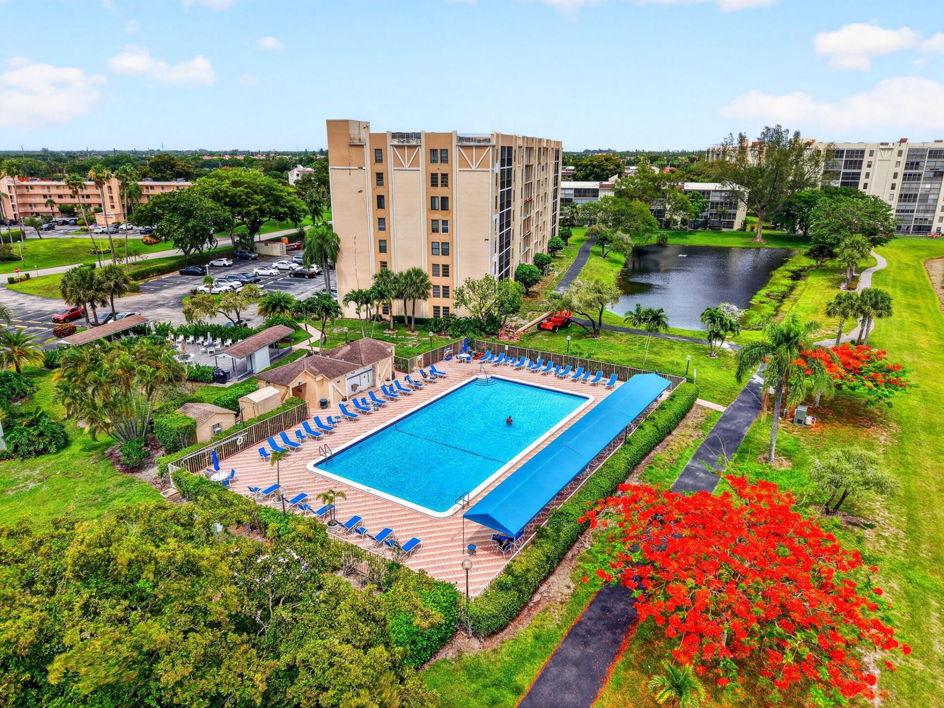 6866 Huntington Lane, Unit 602, Delray Beach, FL 33446 Photo