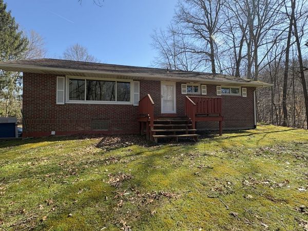 115 Ben Venue Road , Fombell, PA 16123