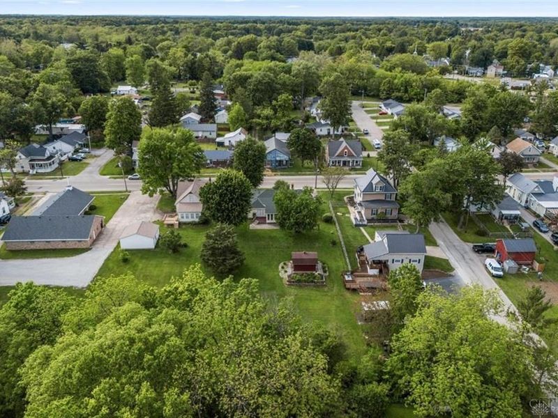305 Bourbon Street, Blanchester, OH 45107 Photo 44