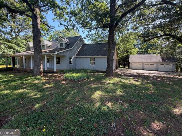 75 Price Drive W, Locust Grove, GA 30248