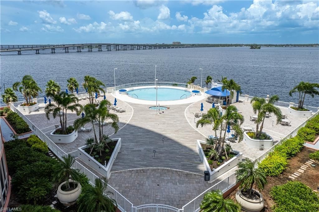 2743 1st St, Unit 2106, Fort Myers, FL 33916 Photo