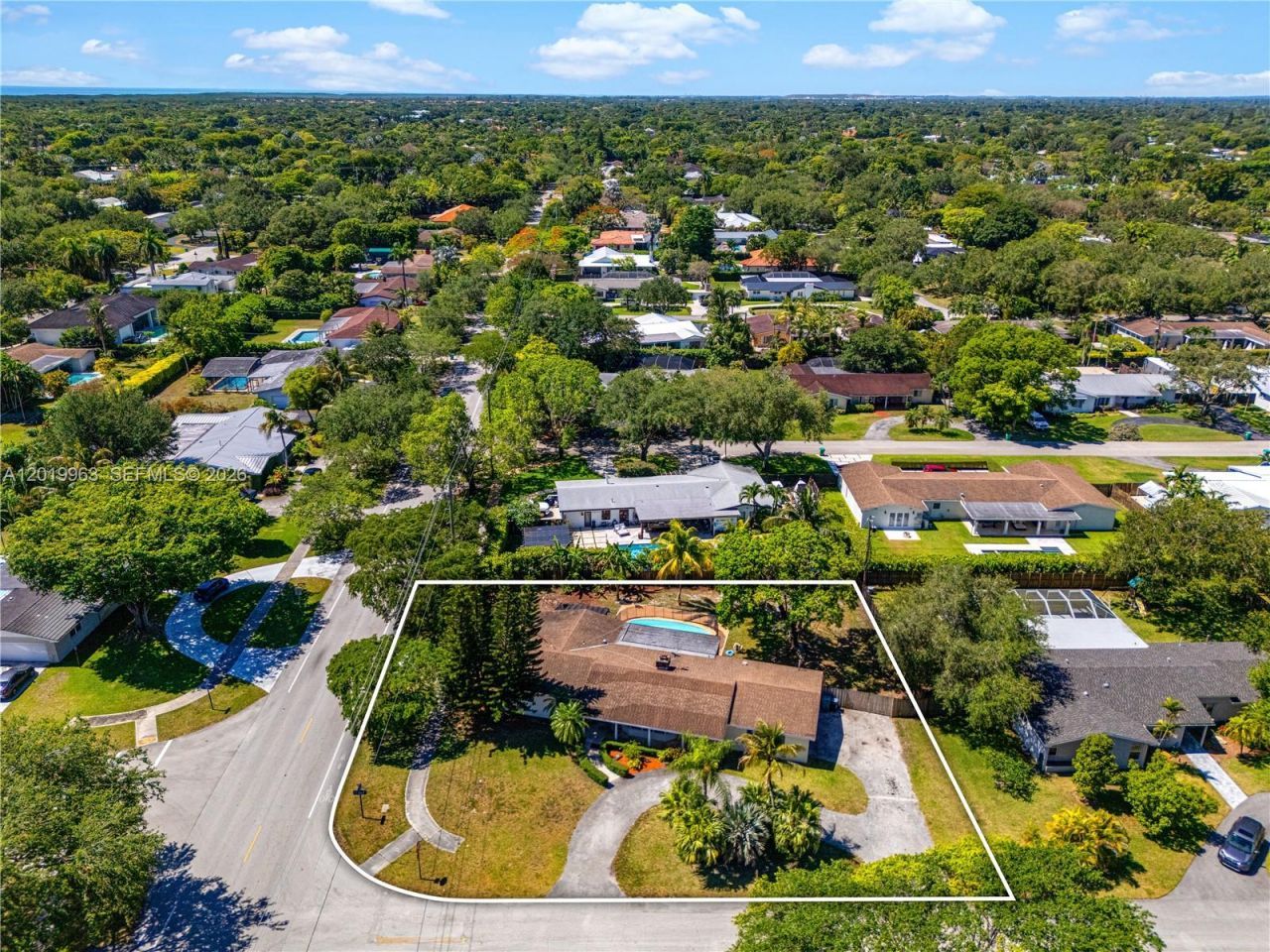 8200 SW 164th St, Palmetto Bay, FL 33157 Photo