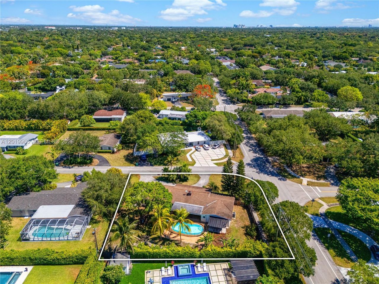8200 SW 164th St, Palmetto Bay, FL 33157 Photo