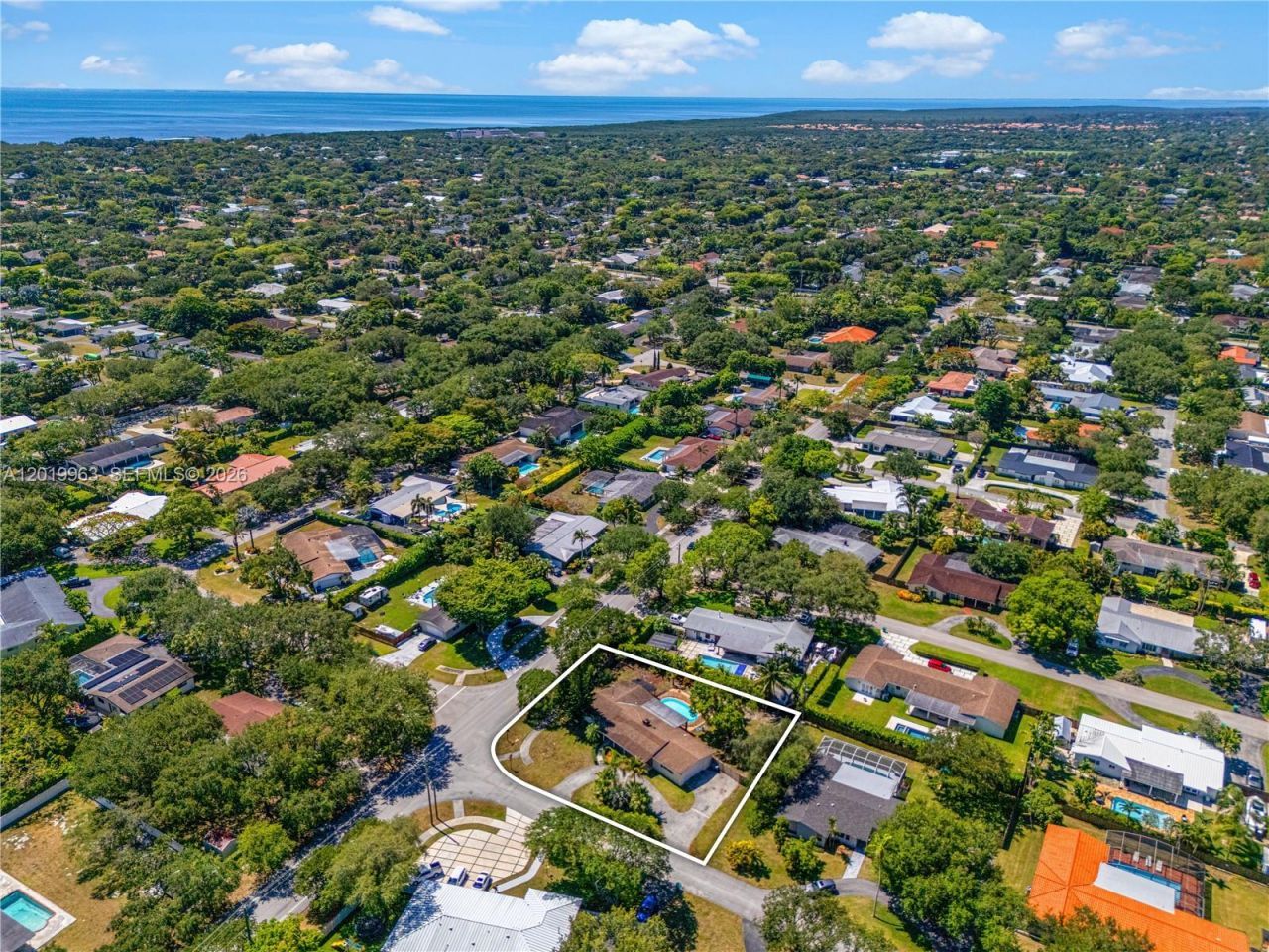 8200 SW 164th St, Palmetto Bay, FL 33157 Photo