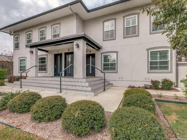 488 E OLMOS DR, Unit 3, Olmos Park, TX 78212