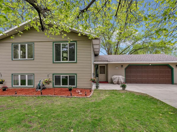 701 6th Avenue N, Sauk Rapids, MN 56379