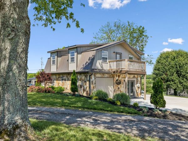 124 Hickman Creek Rd S, Hickman, TN 38567