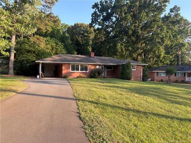 7105 Park Lane W, Charlotte, NC 28214