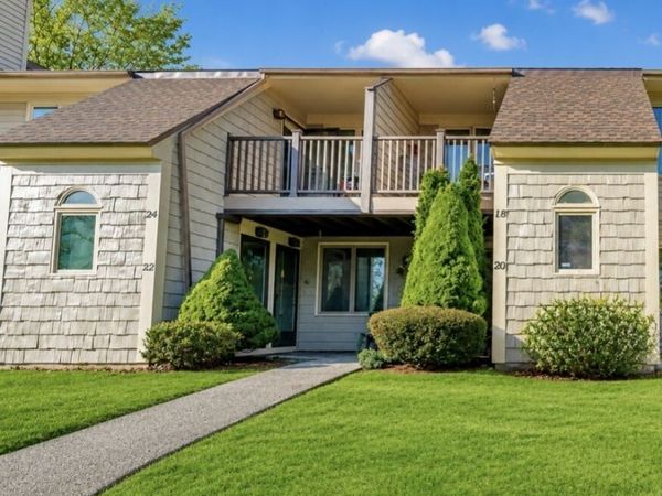 20 Little Oak , Unit 20, Rocky Hill, CT 06067