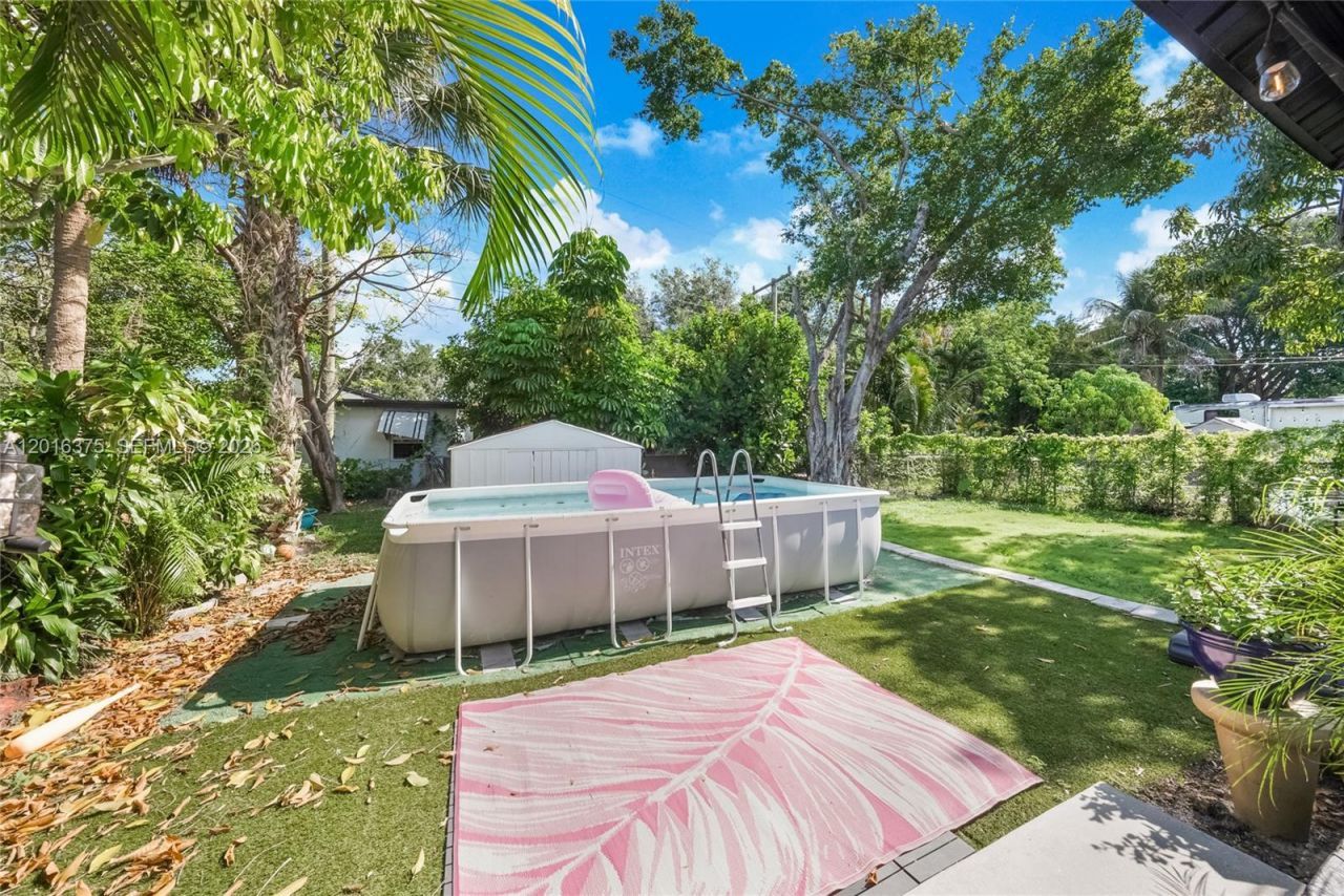 2747 Dewey St , Hollywood, FL 33020 Photo