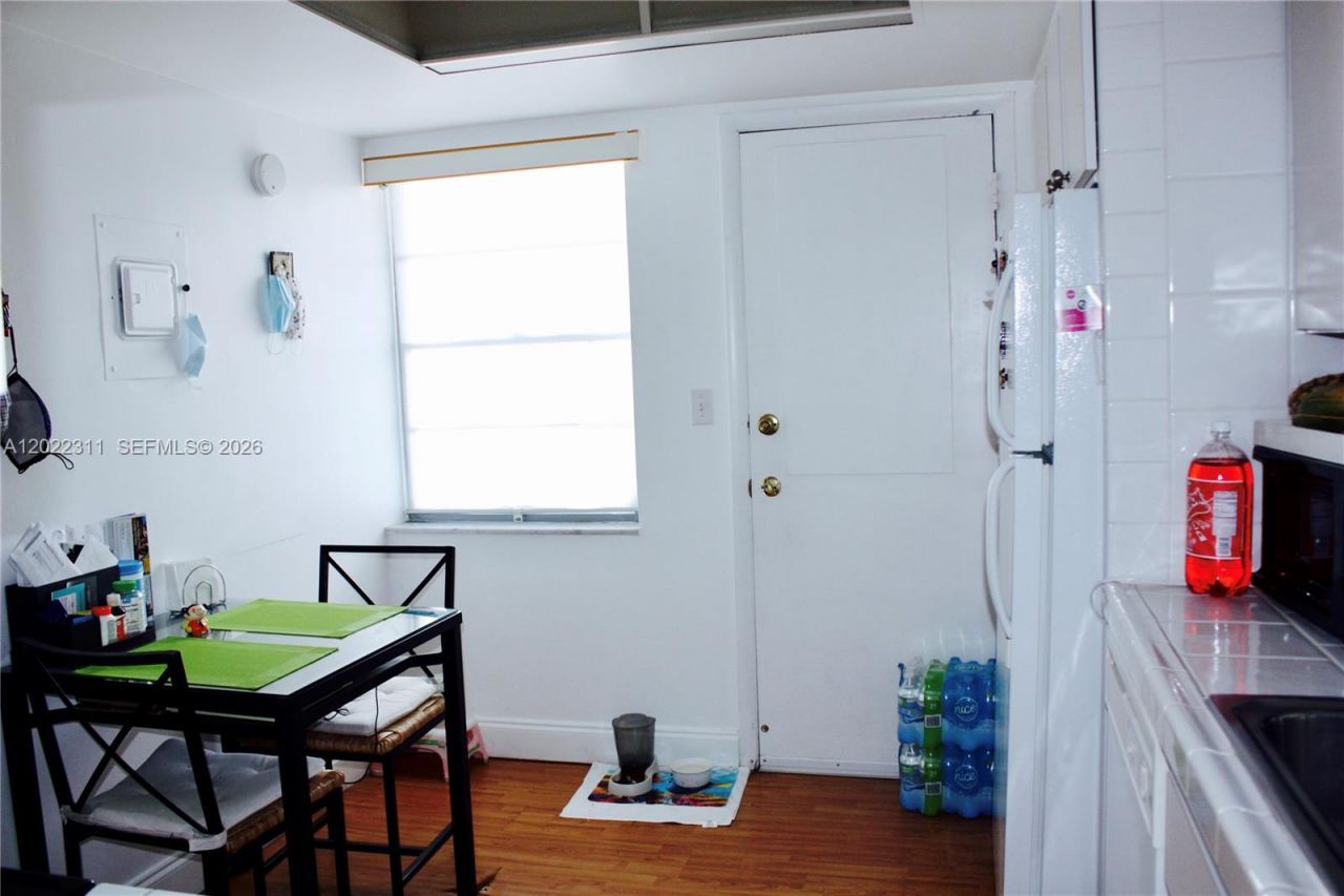18555 NE 14th Ave , Unit 702A, Miami, FL 33179 Photo