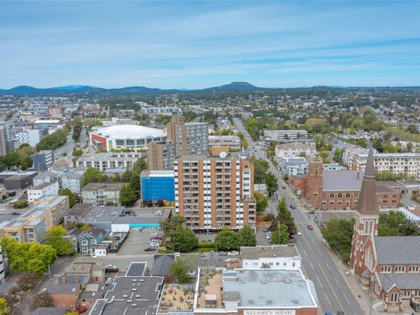 1630 Quadra St, Unit #1005, Victoria, BC V8W 3J5
