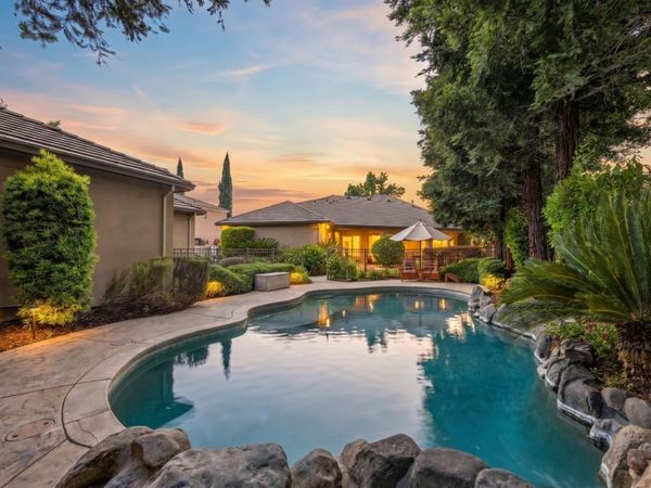9569 De La Rosa Pl, Elk Grove, CA 95758