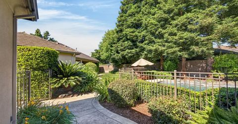 9569 De La Rosa Pl, Elk Grove, CA 95758 Photo