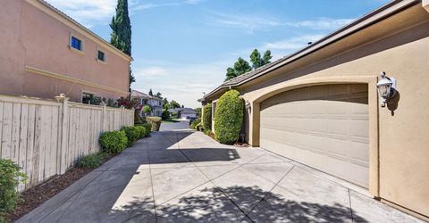 9569 De La Rosa Pl, Elk Grove, CA 95758 Photo