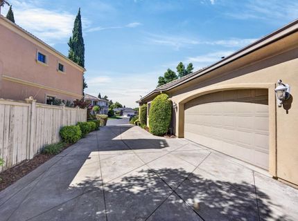 9569 De La Rosa Pl, Elk Grove, CA 95758 Photo