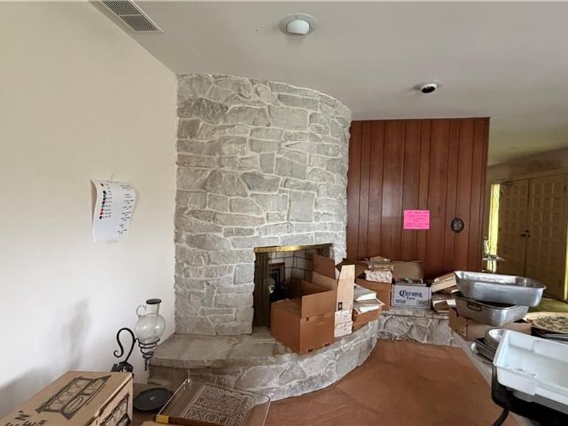 4914 Shiloh View Drive, Trotwood, OH 45415 Photo 8