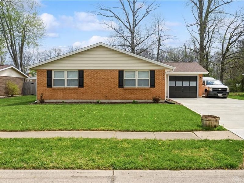 2246 Chapel Drive, Fairborn, OH 45324 Photo 1