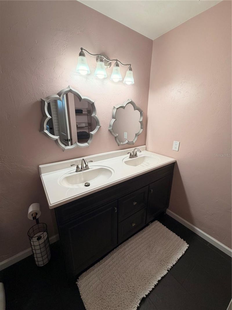 824 NW 124th Drive , Newberry, FL 32669 Photo