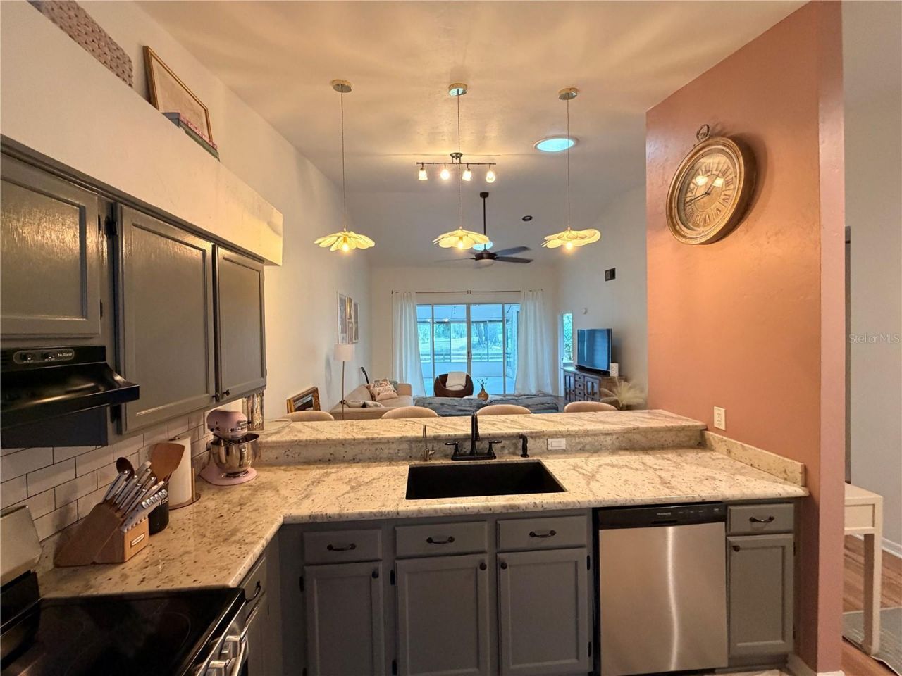 824 NW 124th Drive, Newberry, FL 32669 Photo