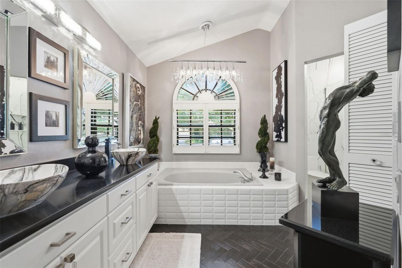 11760 Ashley Court , Seminole, FL 33772 Photo