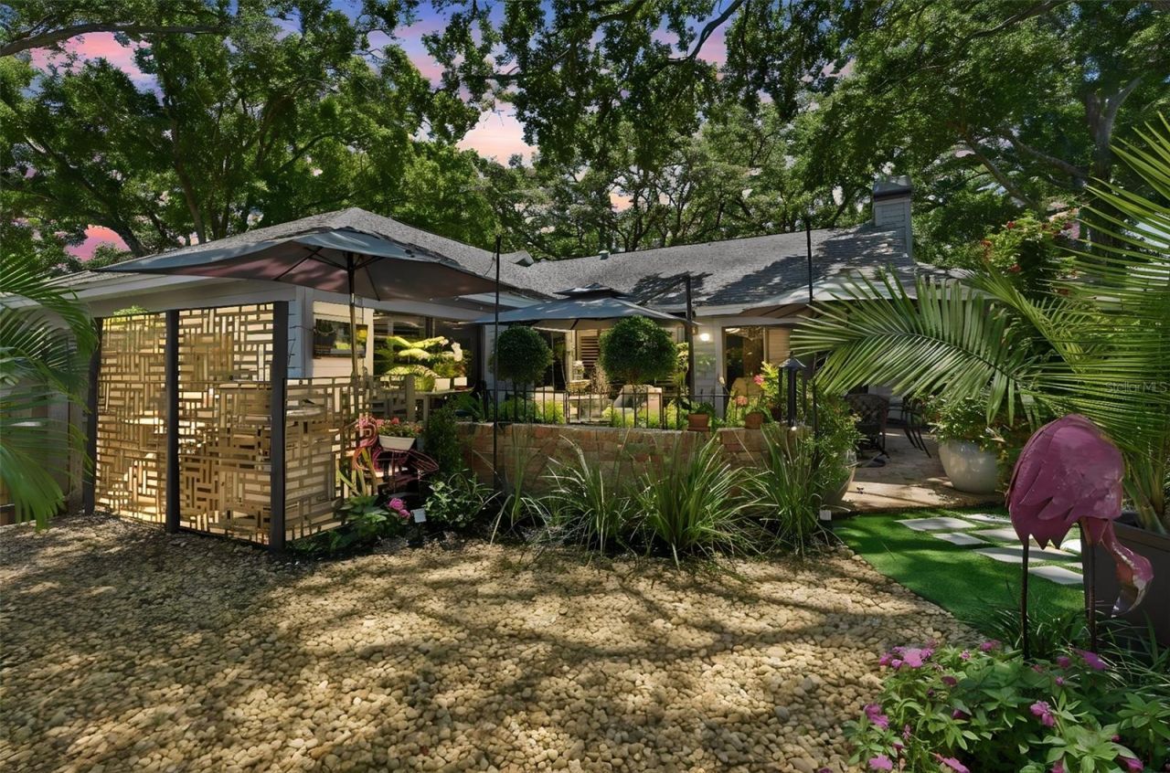 11760 Ashley Court , Seminole, FL 33772 Photo