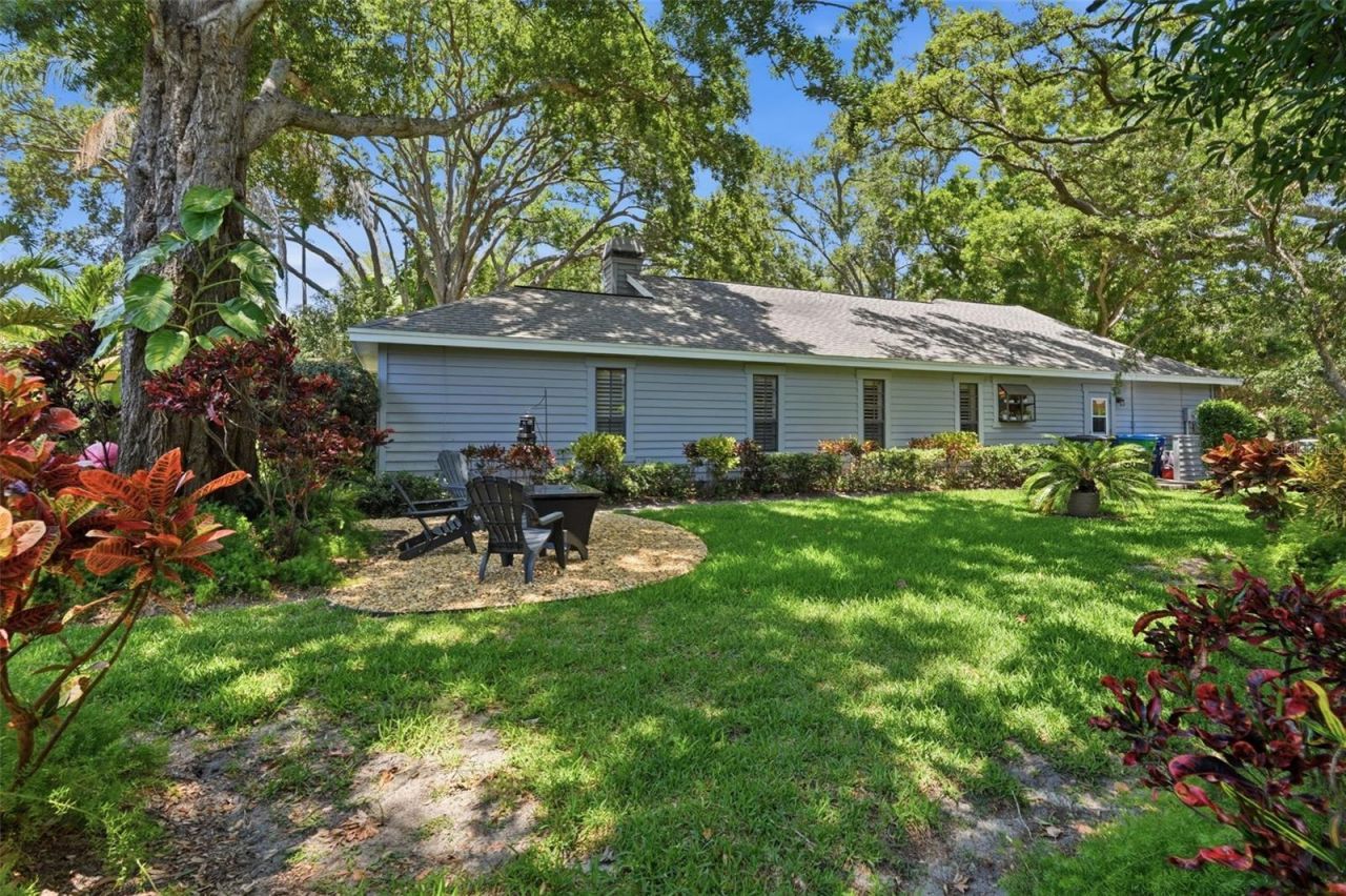 11760 Ashley Court , Seminole, FL 33772 Photo