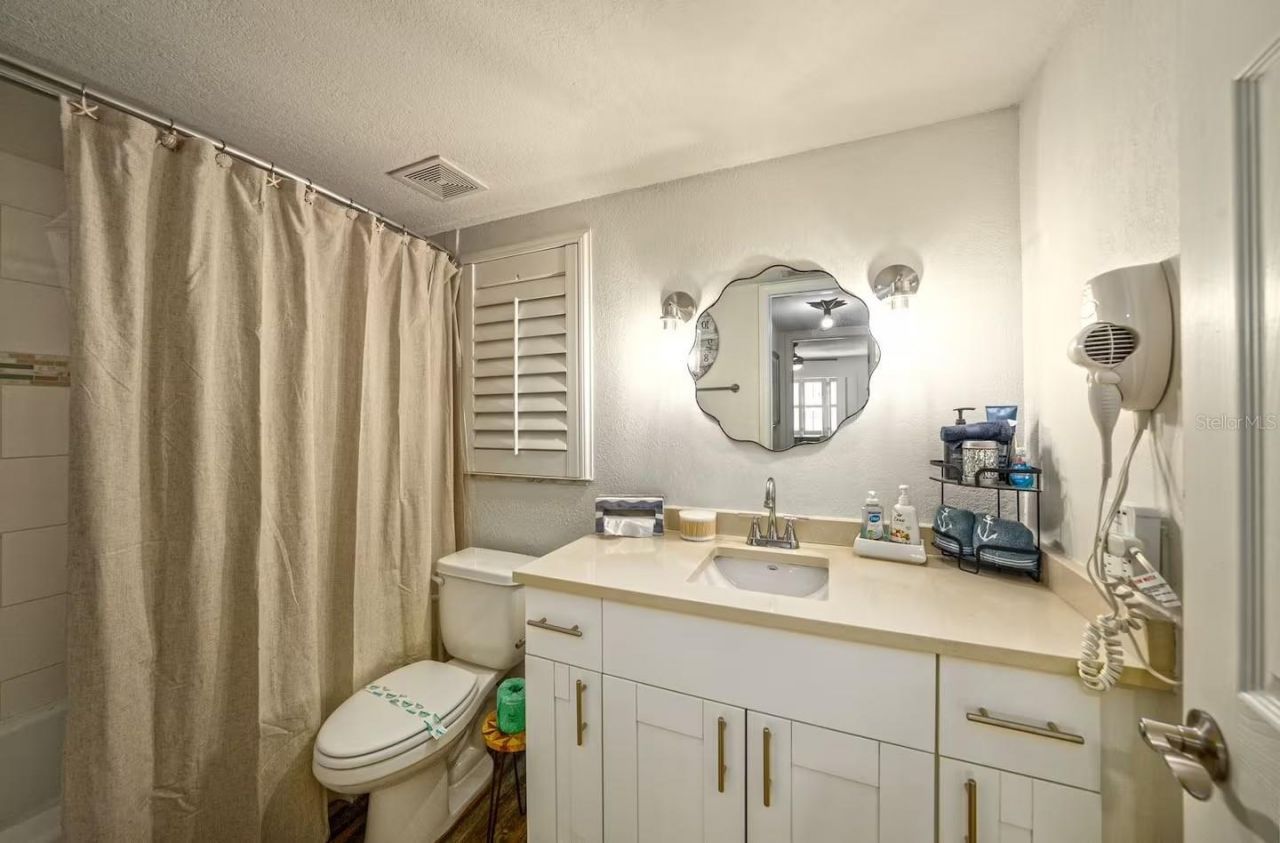 17035 Gulf Boulevard, Unit 216, North Redington Beach, FL 33708 Photo