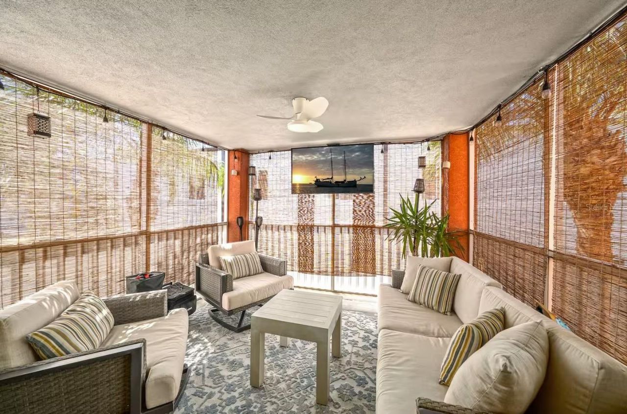 17035 Gulf Boulevard, Unit 216, North Redington Beach, FL 33708 Photo