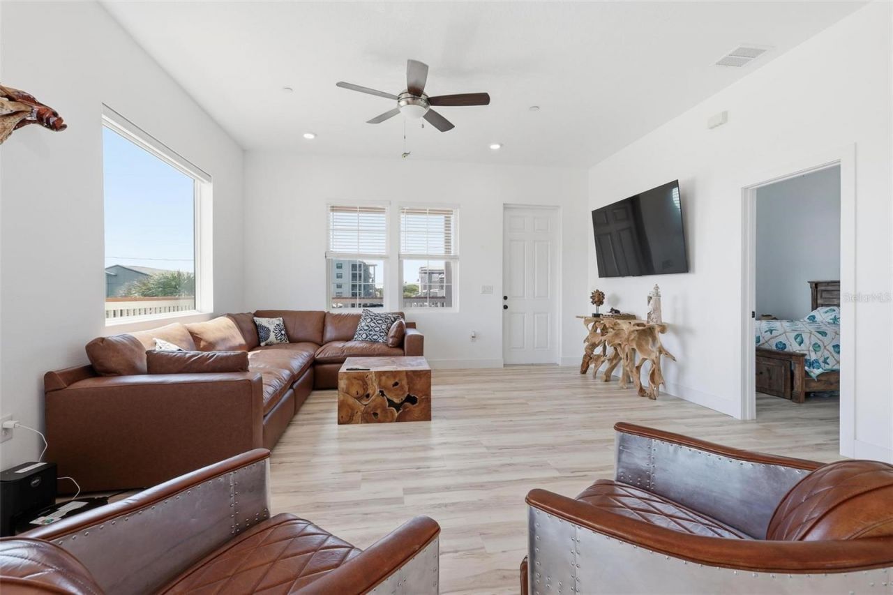 856 Ladyfish Avenue, New Smyrna Beach, FL 32169 Photo