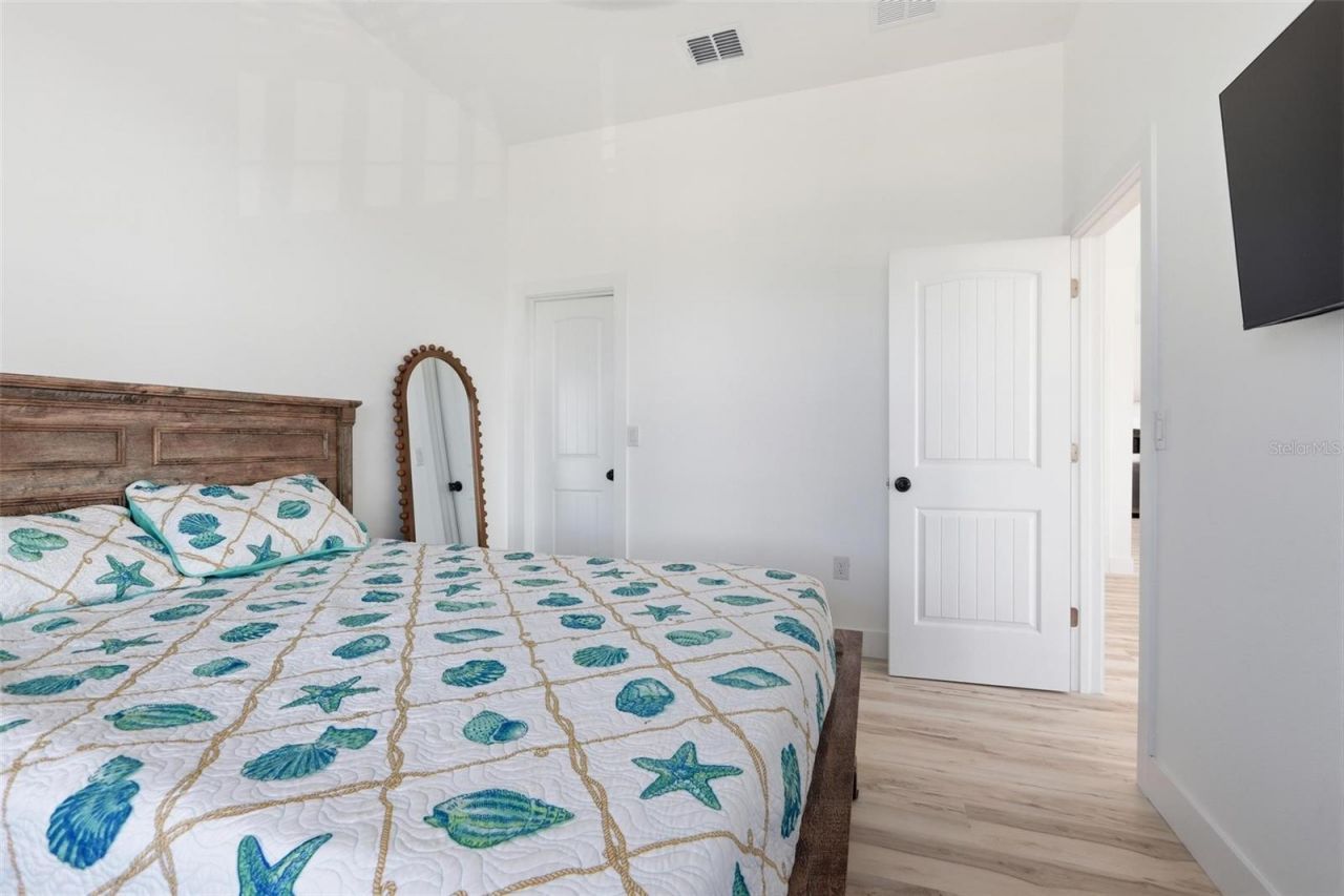856 Ladyfish Avenue, New Smyrna Beach, FL 32169 Photo