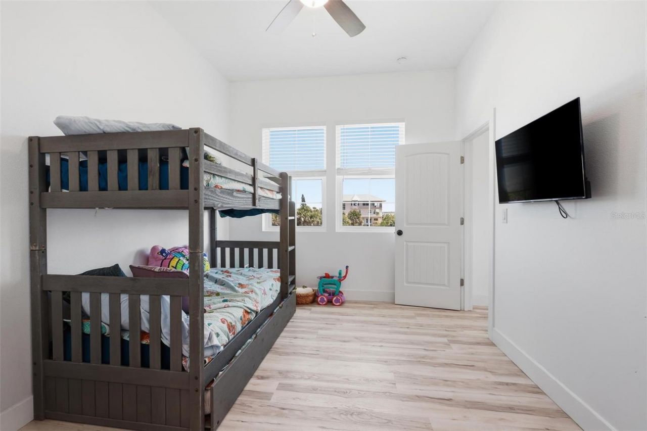 856 Ladyfish Avenue, New Smyrna Beach, FL 32169 Photo