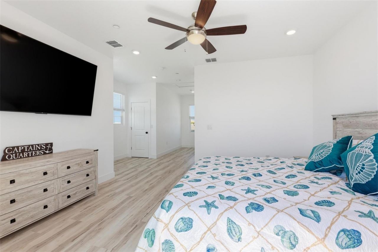 856 Ladyfish Avenue, New Smyrna Beach, FL 32169 Photo
