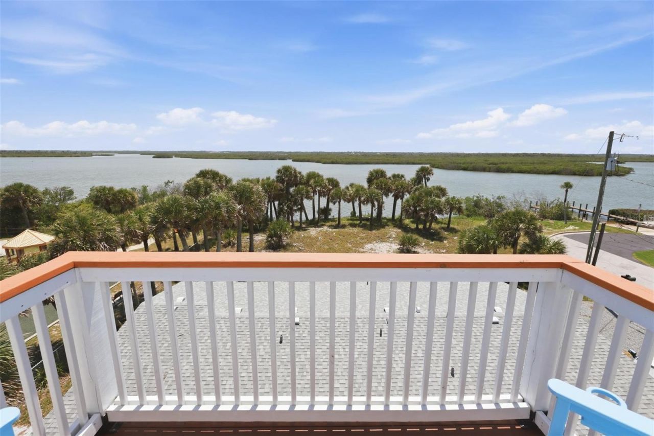 856 Ladyfish Avenue, New Smyrna Beach, FL 32169 Photo