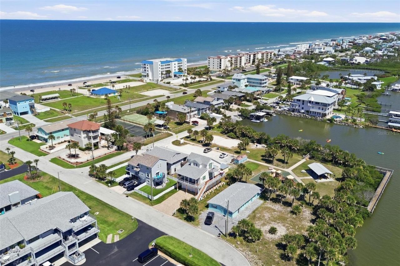 856 Ladyfish Avenue, New Smyrna Beach, FL 32169 Photo