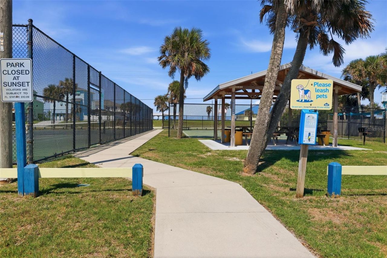 856 Ladyfish Avenue, New Smyrna Beach, FL 32169 Photo