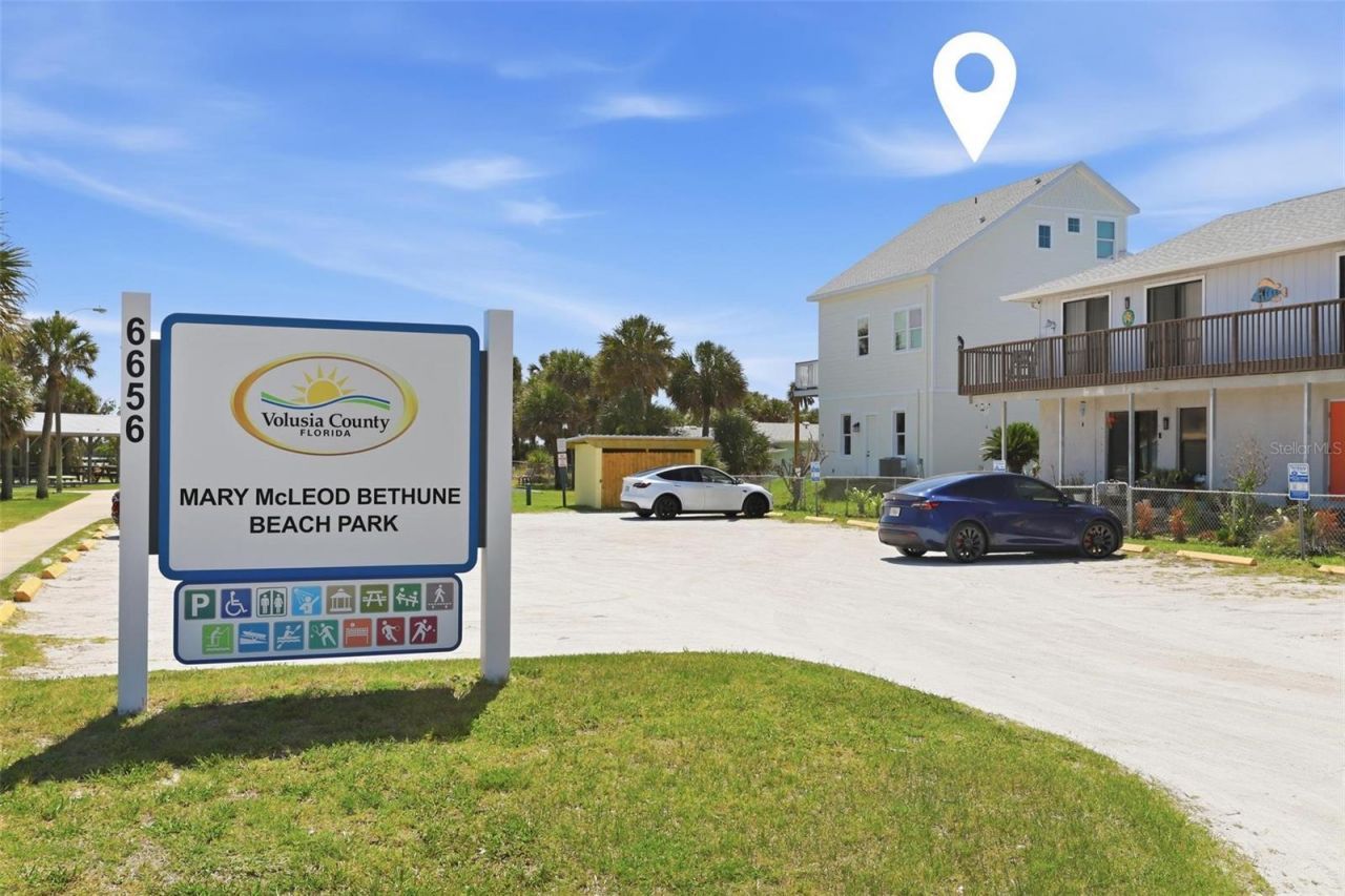 856 Ladyfish Avenue, New Smyrna Beach, FL 32169 Photo