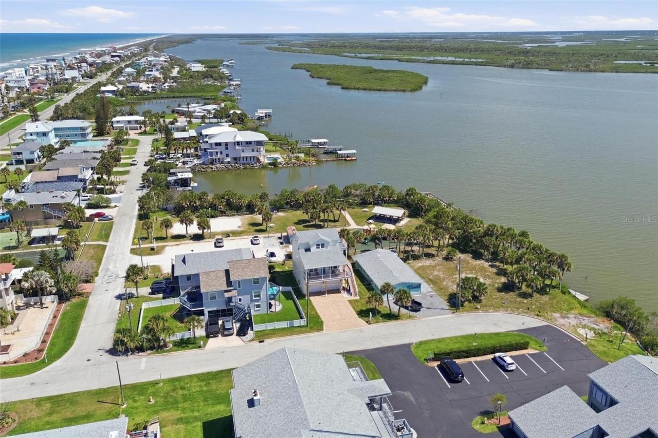 856 Ladyfish Avenue, New Smyrna Beach, FL 32169 Photo