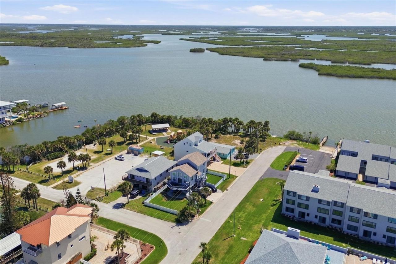 856 Ladyfish Avenue, New Smyrna Beach, FL 32169 Photo