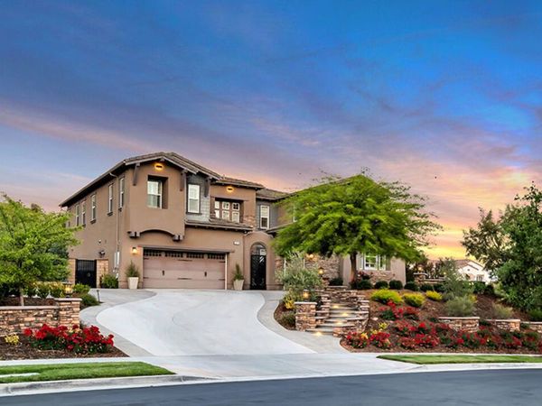 28236 Forge Court, Valencia, CA 91354