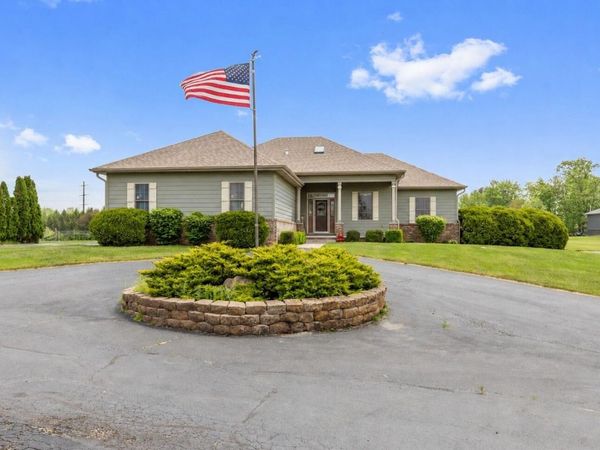 91 S 600 W , Hebron, IN 46341