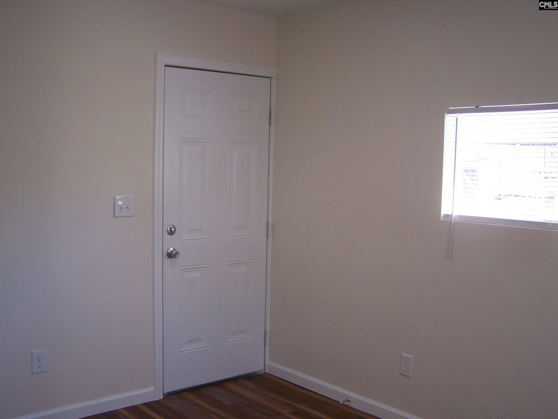 255 Columbia Road  Photo 8