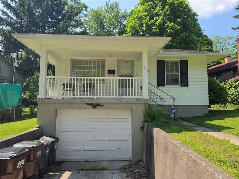 342 Springbrook Boulevard, Dayton, OH 45405 Photo 2