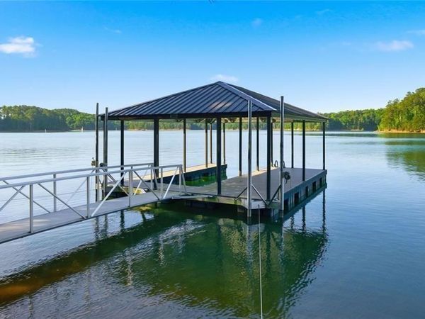 33 Yellow Hammer Drive SE, White, GA 30184
